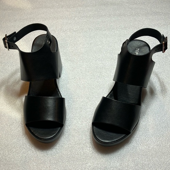 Topshop strappy leather sandal heels. Cute. Size 9. - Picture 1 of 7